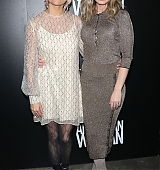 Filename=emilybluntfans_AmericanWomanNewYorkScreening_013.jpg
Filesize=417KiB
Dimensions=1267x2000
Date added=Dec 18, 2019 emilybluntfans_AmericanWomanNewYorkScreening_013.jpg