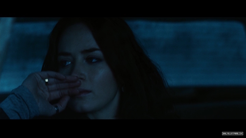 01-00697.jpg 01-00697.jpg